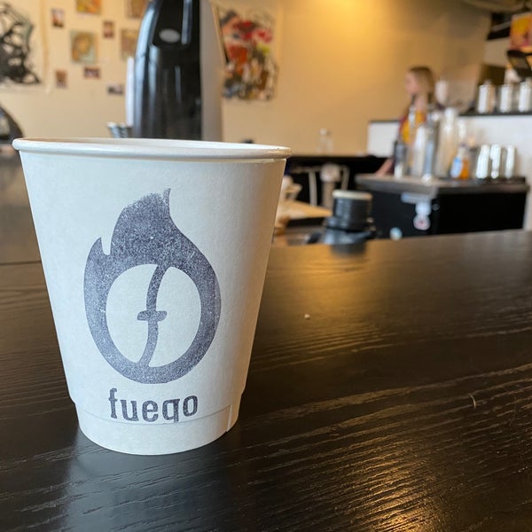 Снимок сделан в Fuego Coffee Roasters пользователем Kyle M. 11/7/2019