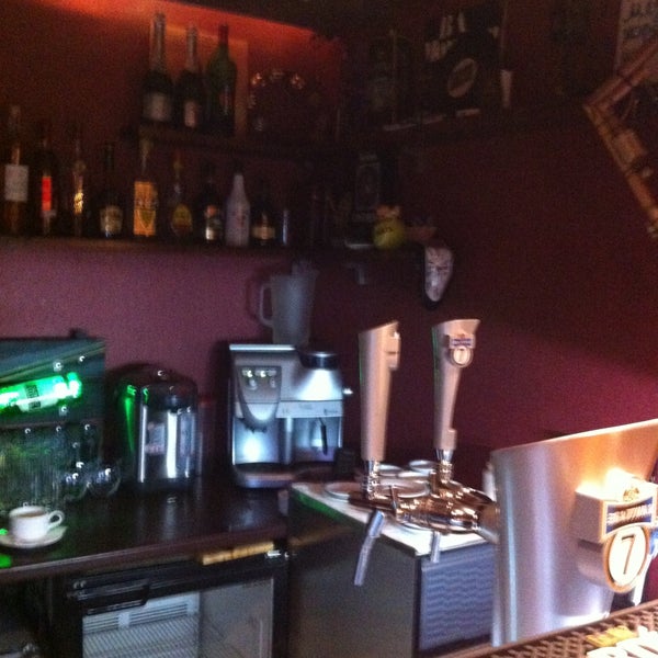 бар револьвер