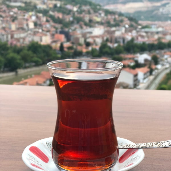 Photo taken at Kızlar Sarayı Kafe by Serdar K. on 7/15/2019