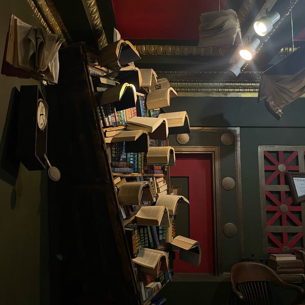 10/1/2023 tarihinde Farah ♀.ziyaretçi tarafından The Last Bookstore'de çekilen fotoğraf