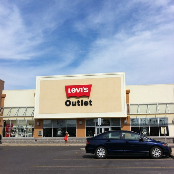 Levis Стоковый Магазин Москва