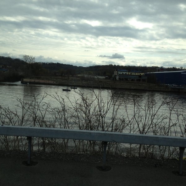 Hudson River Troy, NY River in Troy