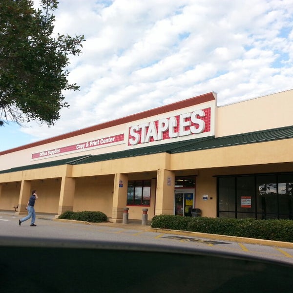 Staples Office Supply Store in Bradenton