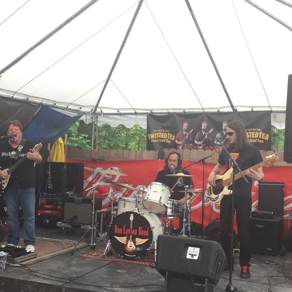 The Looney Bin Bar And Grill Bar