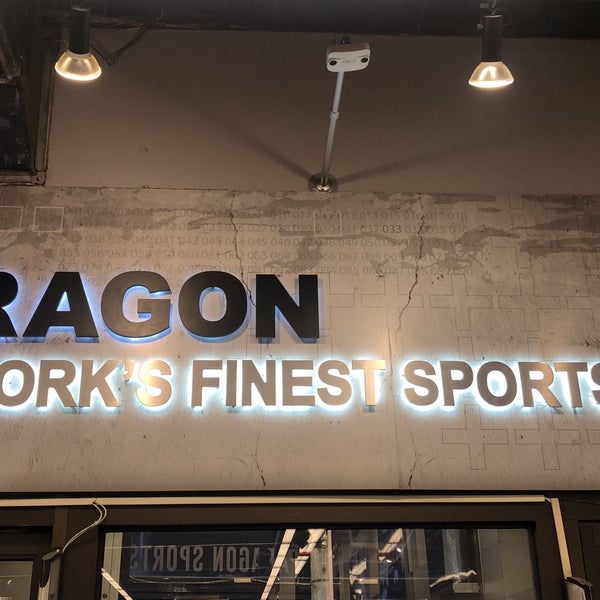 Photo taken at Paragon Sports by 💯 on 12/29/2020
