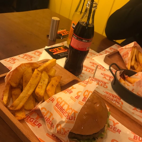 Photo taken at City Burger by Enes on 3/30/2019