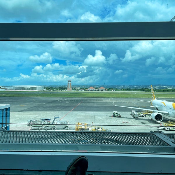 Foto diambil di Bandar Udara Internasional I Gusti Ngurah Rai (DPS) oleh Aziz pada 5/6/2024