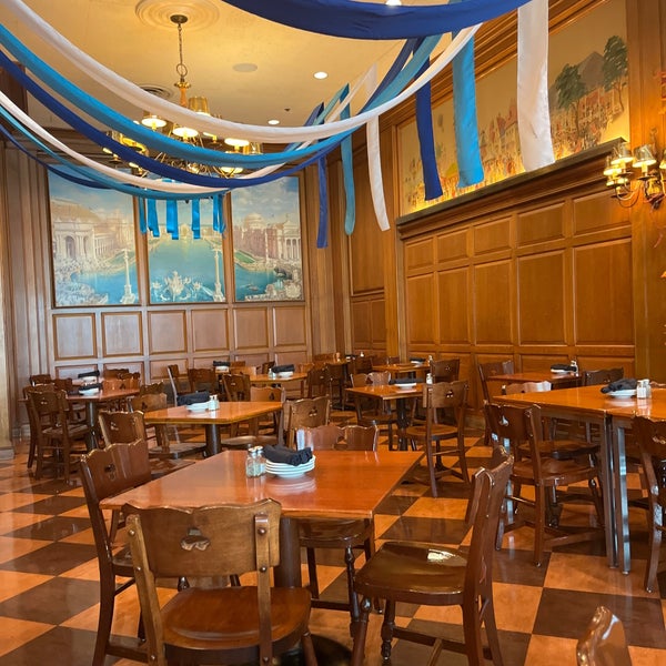 9/16/2022 tarihinde Victor H.ziyaretçi tarafından The Berghoff Restaurant'de çekilen fotoğraf