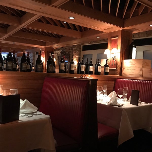 Photo taken at Vito&#39;s Chop House by Victor H. on 1/27/2018
