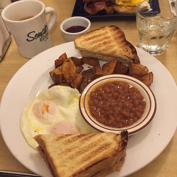 Such an enjoyable and tasty breakfast! The food is delicious and local! I would highly recommend this busy restaurant, but prepare yourself for a wait because it is very popular!