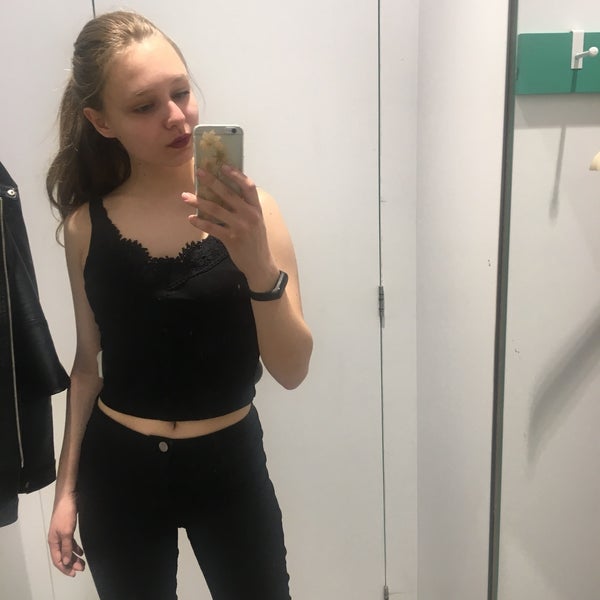 Photo taken at Rumba Discount Centre by Eliza Piy on 5/4/2019