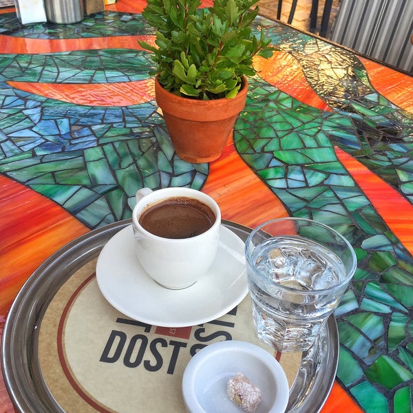 Foto diambil di Dost Restaurant oleh Zuhal Ö. pada 10/2/2016