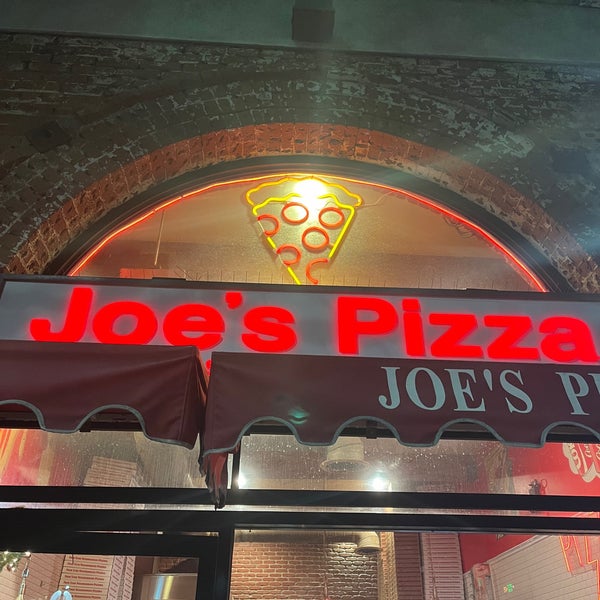 Foto tomada en Joe&#39;s Pizza  por Jag D. el 1/8/2024