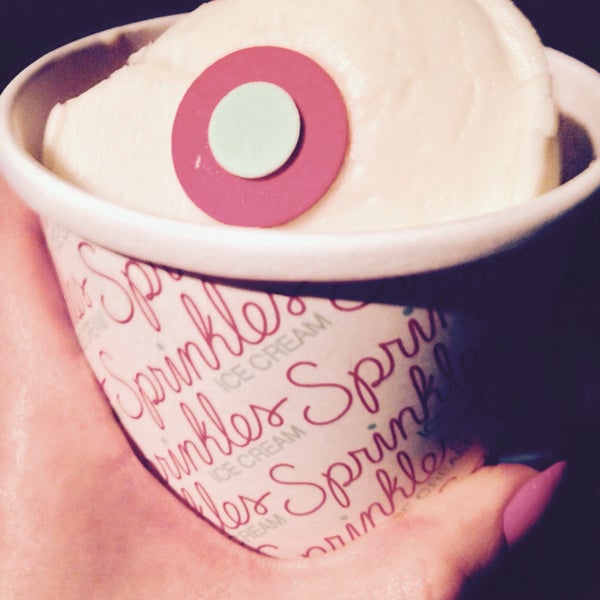 Снимок сделан в Sprinkles Dallas Ice Cream пользователем baby.angelic 1/10/2015