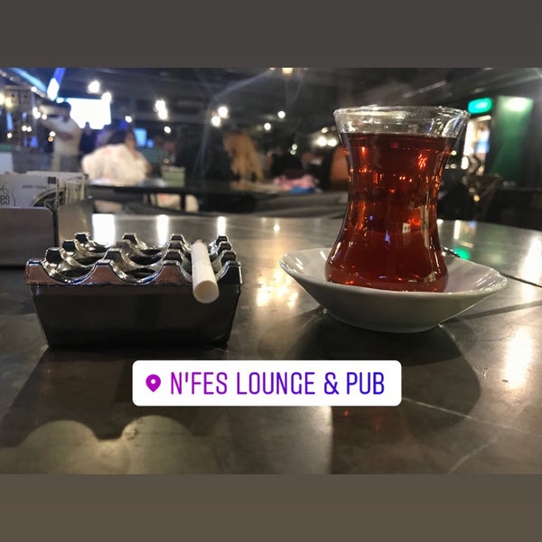 Foto tirada no(a) N&#39;fes Lounge &amp; Pub por H K. em 5/23/2019
