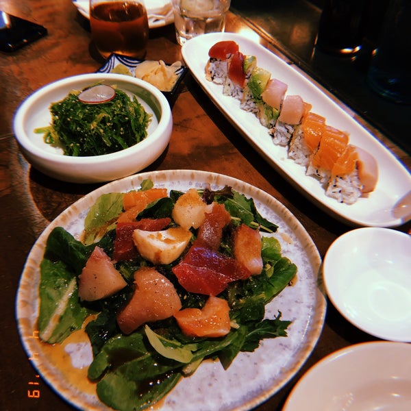 Foto diambil di Domo Sushi oleh Hai H. pada 4/5/2019