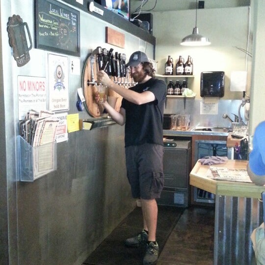 5/30/2013 tarihinde Brian W.ziyaretçi tarafından Bricktowne Brewing'de çekilen fotoğraf