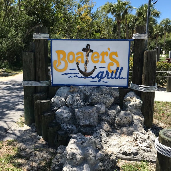 Photo taken at Boater&#39;s Grill Restaurant by Sonia J. on 4/17/2018