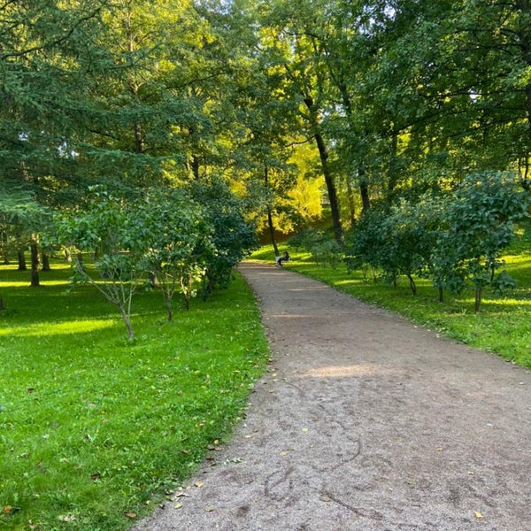 Foto scattata a Новый Петергоф / New Peterhof da Saad 🇸🇦 .. il 9/10/2021