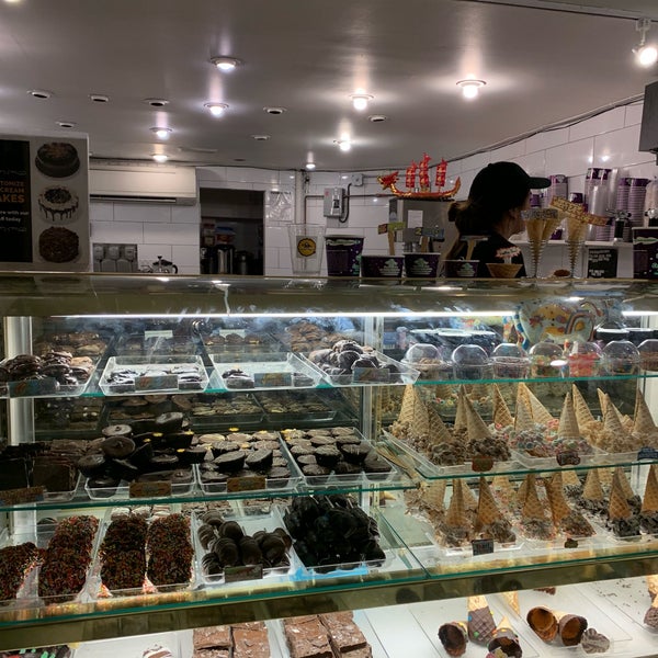 Photo taken at Montague Street Bagels by Adreanna 💕 on 5/12/2019