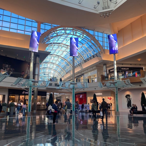 The Mall at Millenia, Orlando, Florida USA Stock Photo - Alamy