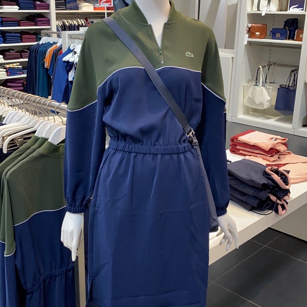 marque avenue lacoste