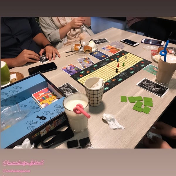 รูปภาพถ่ายที่ Board Café โดย Keyvan J. เมื่อ 9/28/2019
