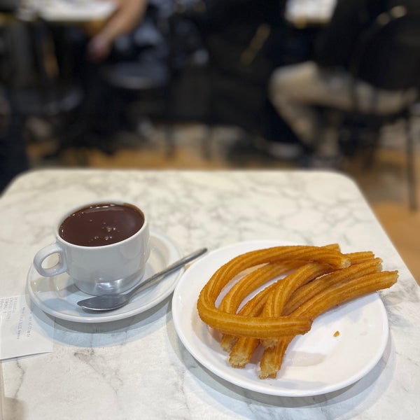 Foto tomada en Chocolatería San Ginés  por Hatem el 2/12/2024