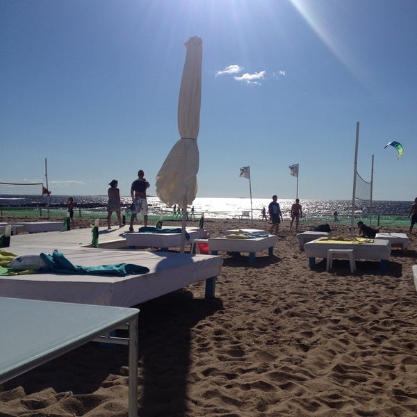 Das Foto wurde bei Ibiza Beach Bar von Катерина В. am 8/25/2013 aufgenommen