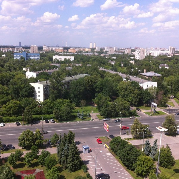 Южное перово. Южное перово. Станция метро перово с улицы. Южное перово. Первомайская дом 46.