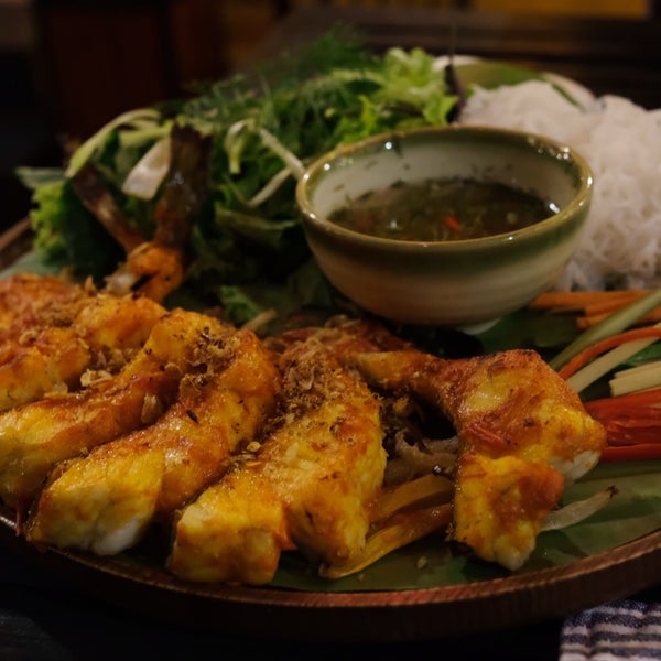 Снимок сделан в HOME Hanoi Restaurant пользователем Jen T. 10/12/2019