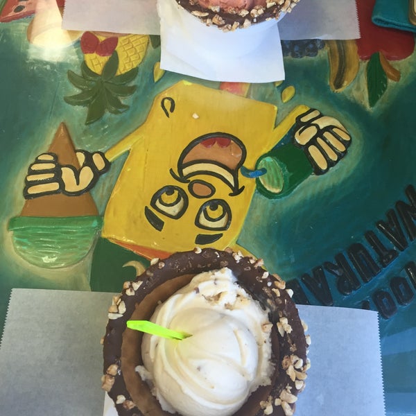 Photos at Mateo's Ice Cream & Fruit Bars Pico Union 9 tips