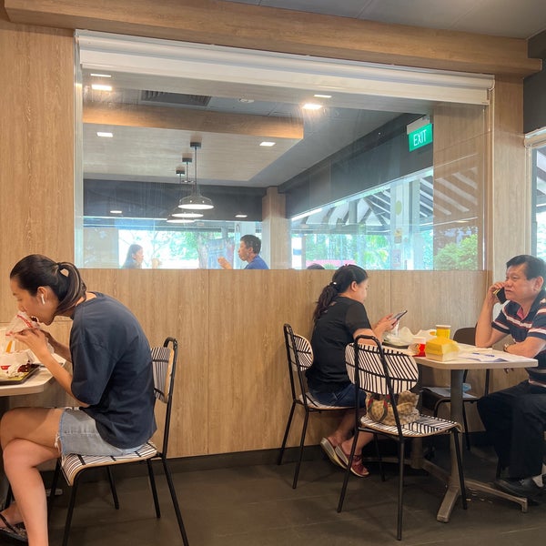 McDonald's Fast Food Restaurant in Singapore