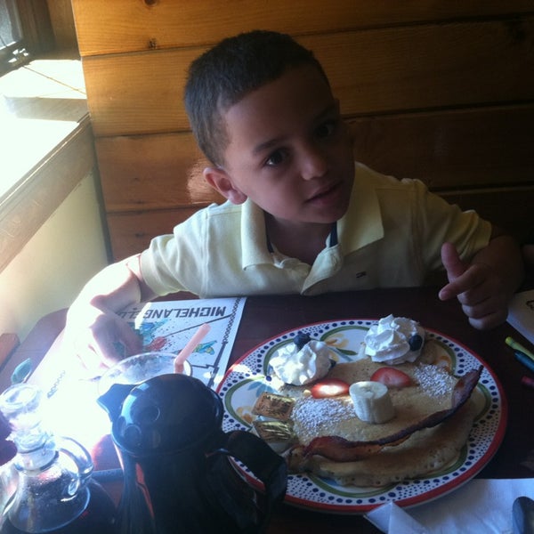 The Lake Pancake House Breakfast Spot in Lake