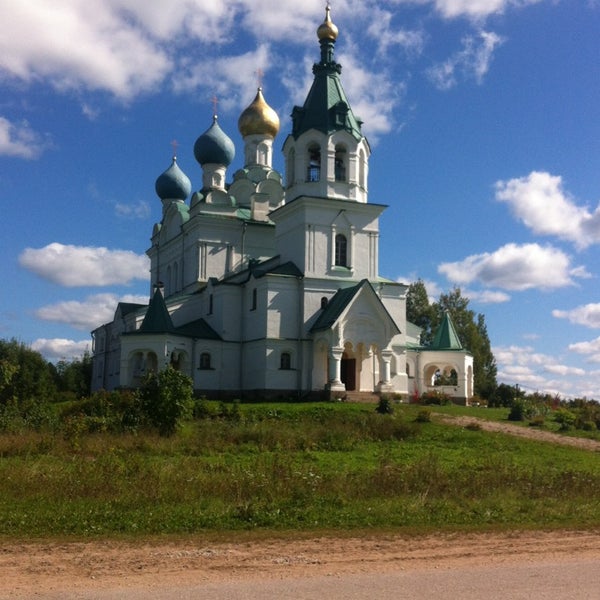 Церковь Вознесения в селе Городня