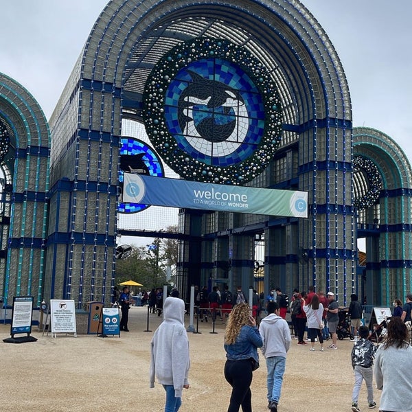 Foto diambil di SeaWorld San Antonio oleh Eyas abdulrhman. pada 12/27/2021