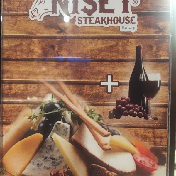 รูปภาพถ่ายที่ Nişet Steakhouse &amp; Lounge โดย Atilla D. เมื่อ 2/19/2016