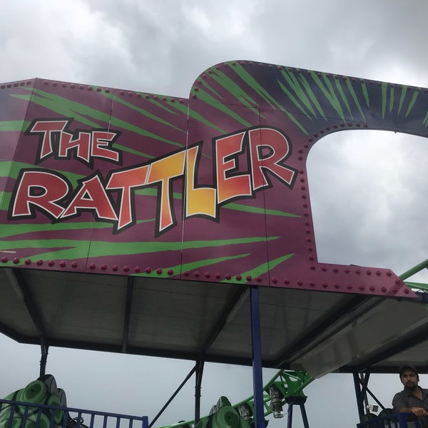 Alley Cats Bowling Alley in Arlington