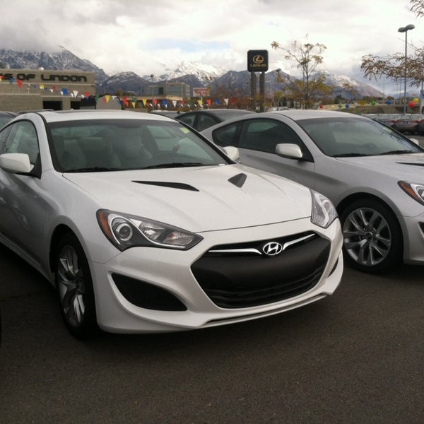 Photo taken at Murdock Hyundai of Lindon by Enrique C. on 10/29/2013