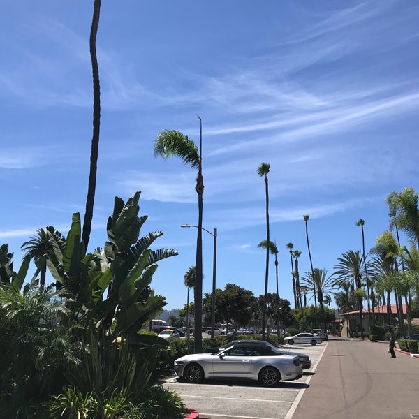 Photo taken at Best Western Plus Island Palms Hotel &amp; Marina by Manfred L. on 8/30/2018