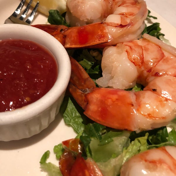 Photo taken at Charley&#39;s Steak House &amp; Seafood Grille by Patty C. on 7/13/2019