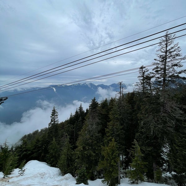 4/30/2023 tarihinde Dhawal L.ziyaretçi tarafından Grouse Mountain'de çekilen fotoğraf