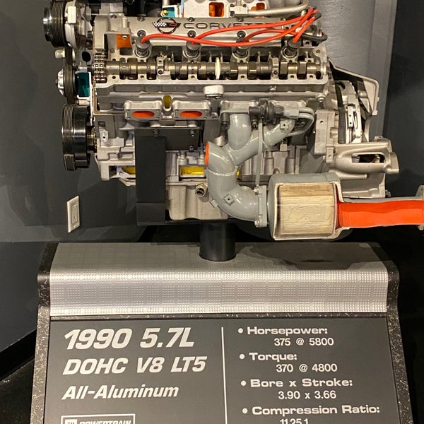 Foto diambil di National Corvette Museum oleh JC M. pada 12/7/2019