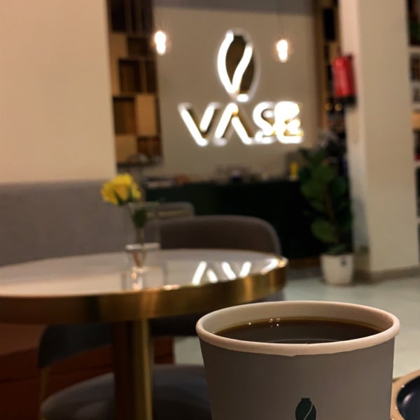 Photo taken at VASE Specialty Coffee by Abdullah on 2/19/2022