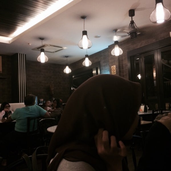 Photo taken at Hailam Kopitiam by I A. on 5/9/2015