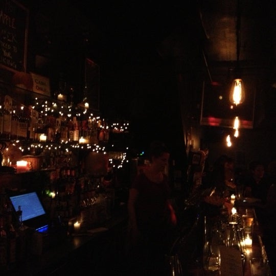 Foto diambil di Bar4 oleh Elina T. pada 10/20/2012