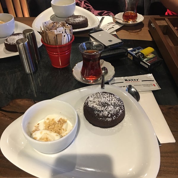 Foto diambil di Kuzey Cafe &amp; Bistro oleh Yasin Y. pada 8/17/2019