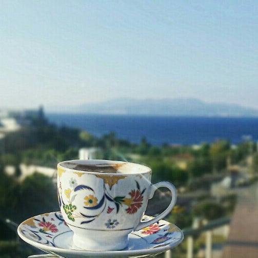 10/25/2015にCeren B.がCafe Terrace - Grand Kurdogluで撮った写真