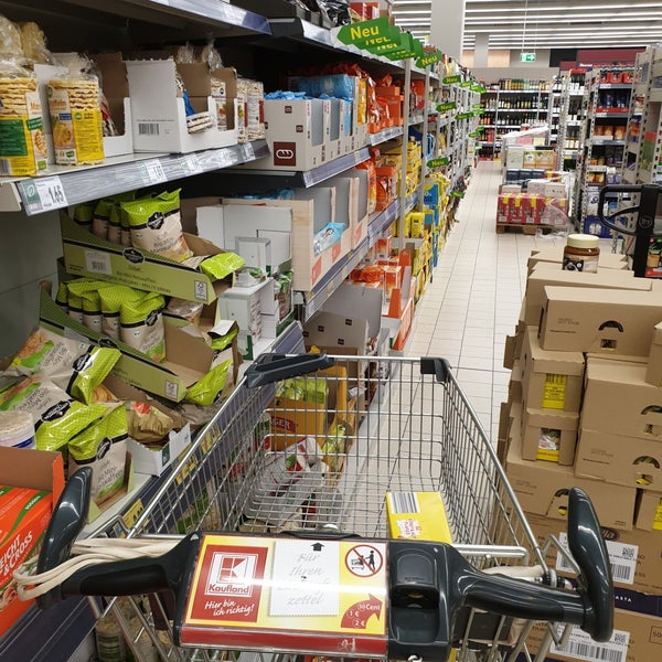 Photo taken at Kaufland by Andreas F. on 7/20/2019