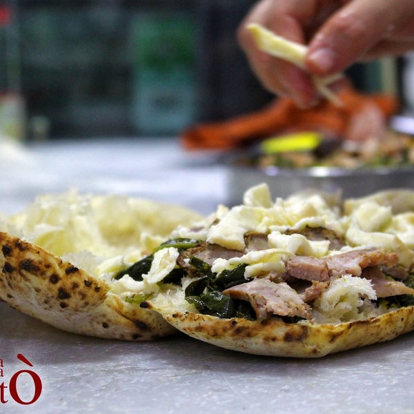3/24/2019 tarihinde Francesco R.ziyaretçi tarafından Pizzeria E Trattoria La Taverna Di Toto’'de çekilen fotoğraf